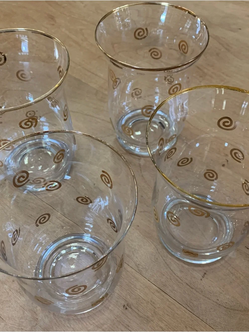 Glass Candle Holders with Gold Trim and Swirls - Set of 4